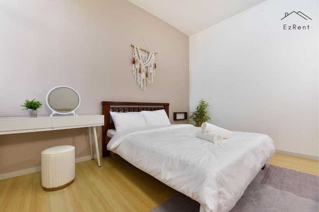 Sunset View Penthouse Near Garden Apartment Taiping